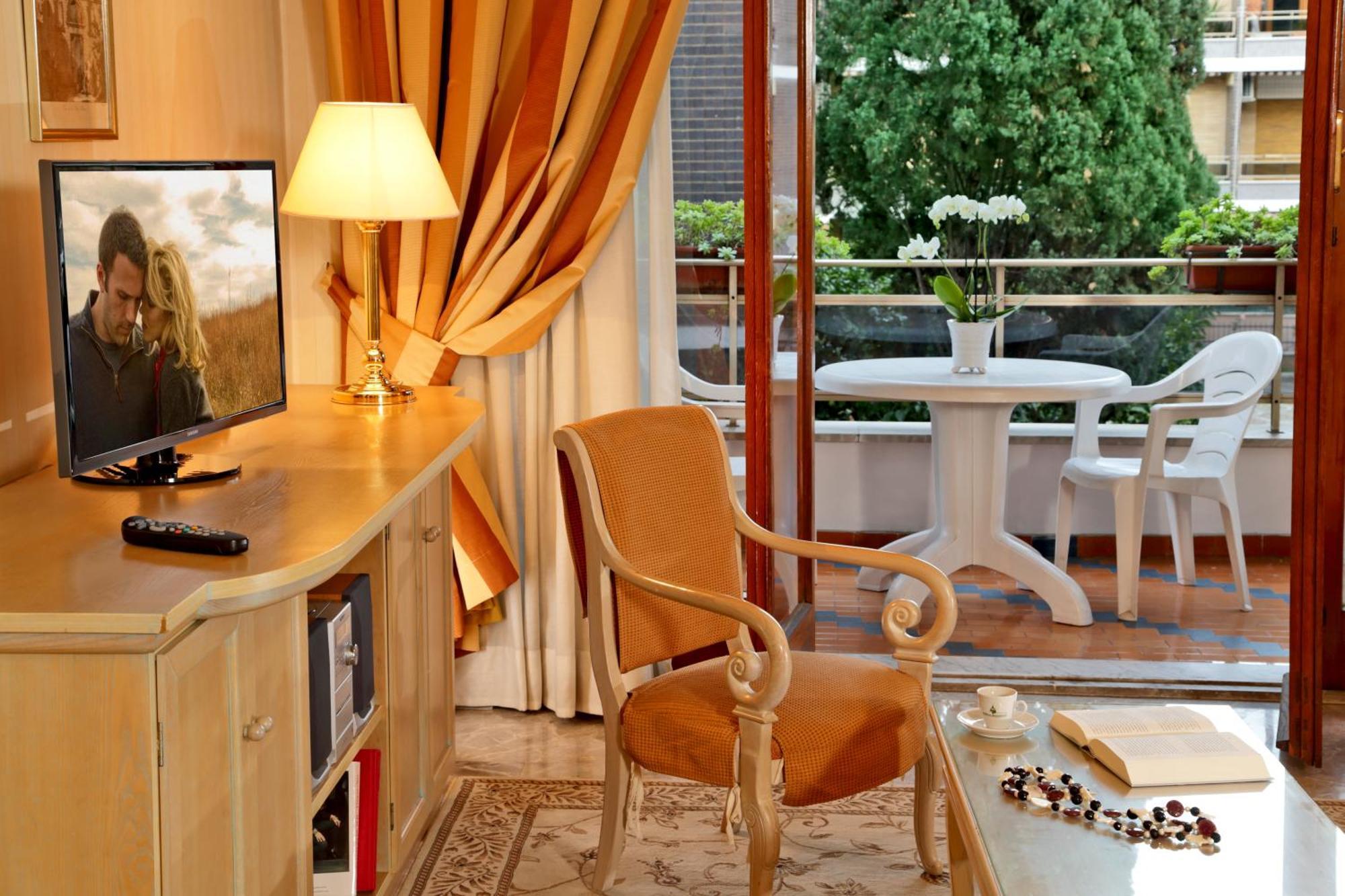 Large Family Apartment E8 Rome Exterior photo